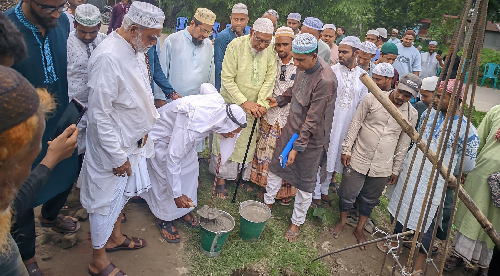 গন্ধর্ব্বপুর শেখপাড়া জামে মসজিদের ভিত্তি প্রস্থন স্থাপন