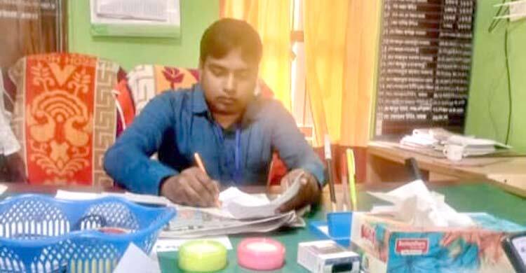 হত্যা মামলার আসামি আওয়ামী লীগ নেতা এখন এসএসসি পরীক্ষার হল সুপার!