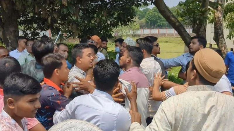 বিশ্বম্ভরপুরে দুপক্ষের মারমুখী অবস্থান || ফ্যাক্ট ইউএনও