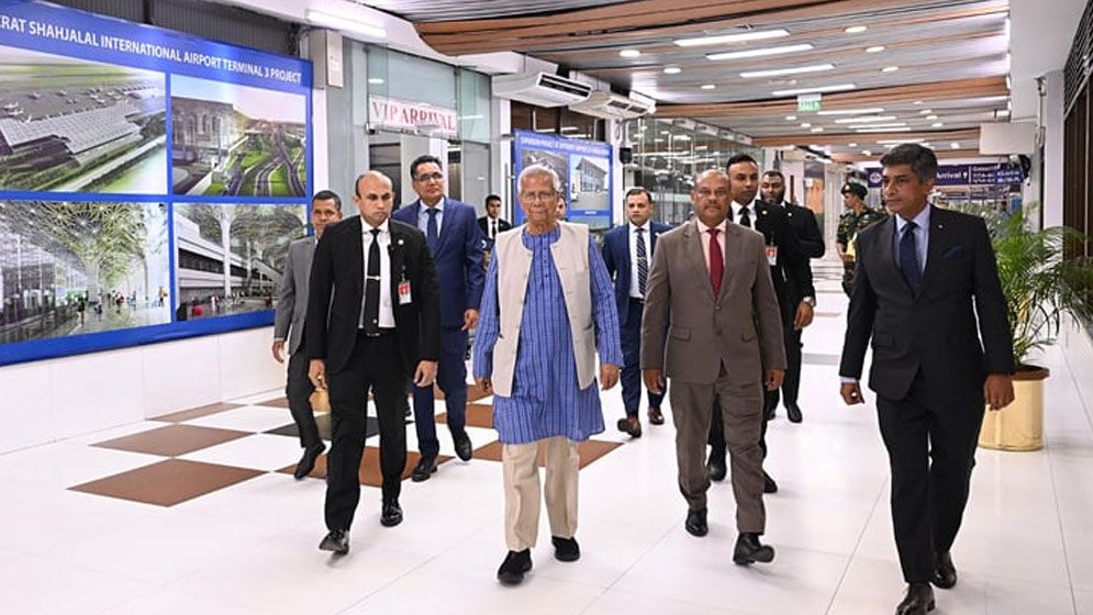 যুক্তরাজ্যের উদ্দেশে ঢাকা ছেড়েছেন প্রধান উপদেষ্টা অধ্যাপক ড.মুহাম্মদ  ইউনূস