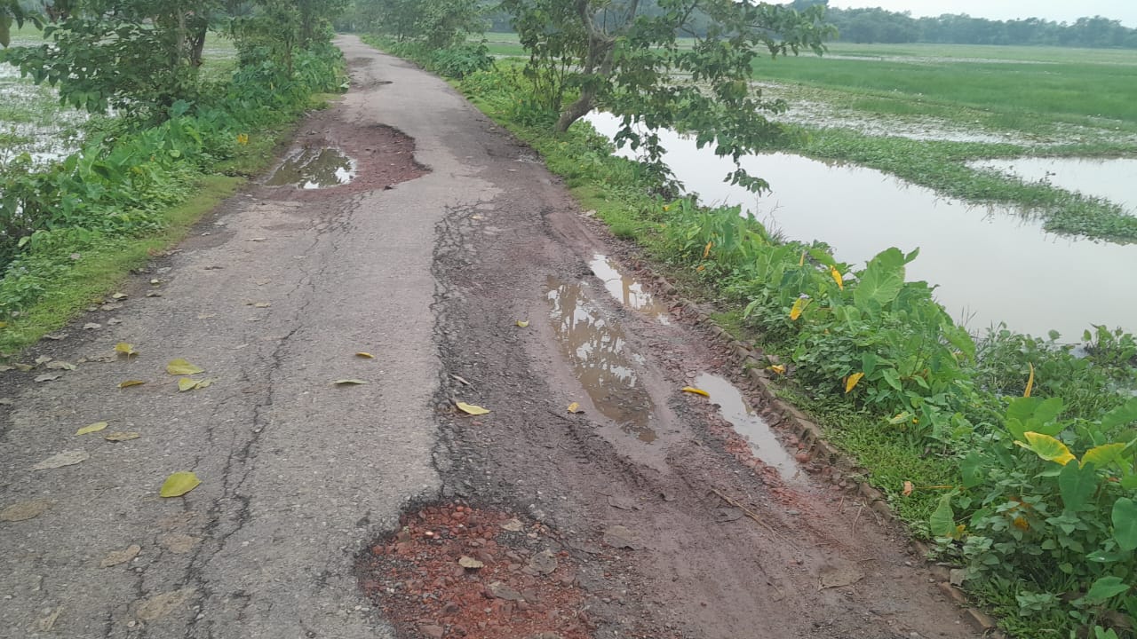 কলকলিয়া – বালিকান্দী সড়কের করুন দশা, জনগণের ভোগান্তি