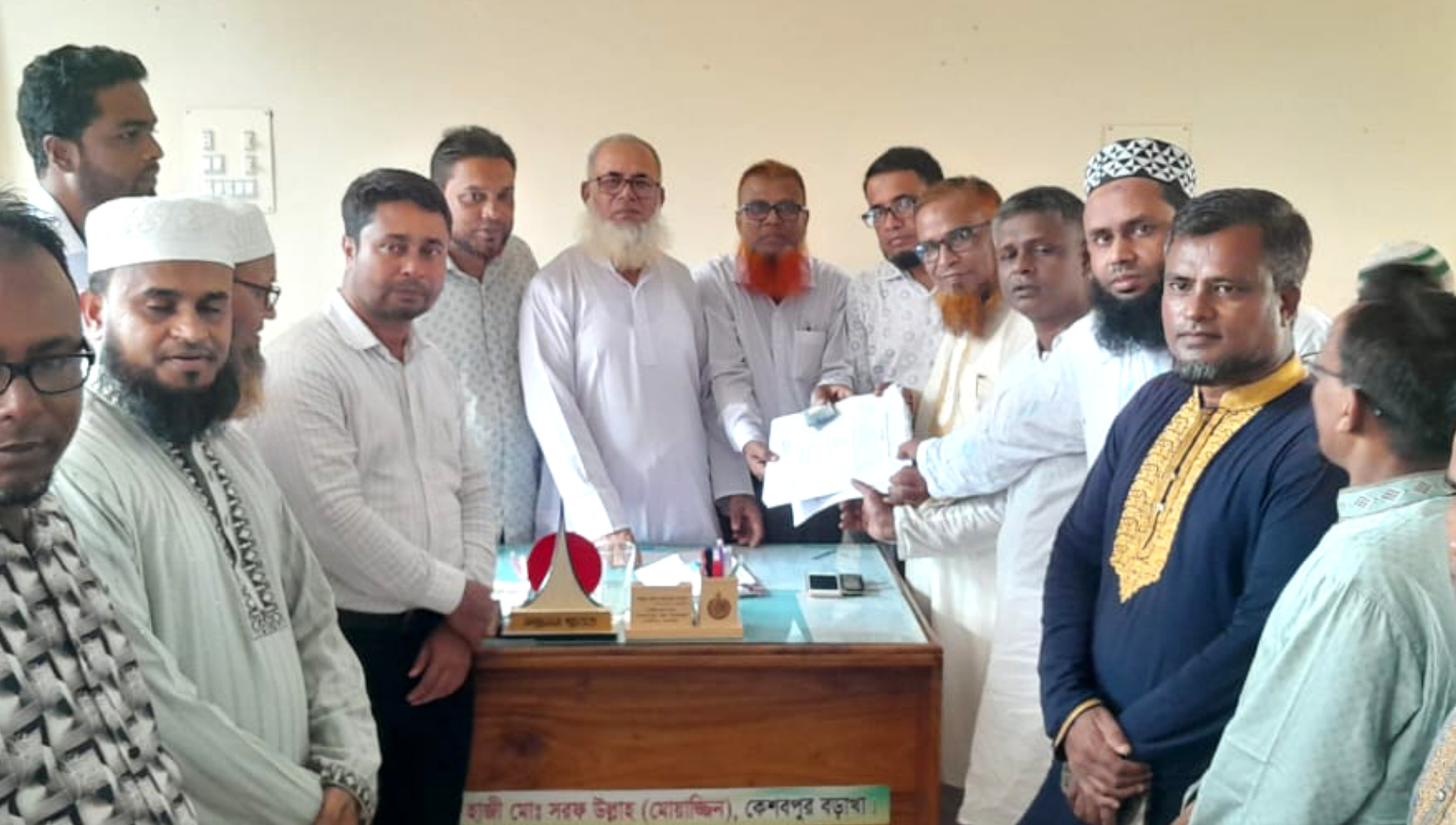 জগন্নাথপুর উপজেলা মাধ্যমিক শিক্ষক সমিতির অভিষেক অনুষ্ঠান ও দায়িত্ব হস্তান্তর সম্পন্ন