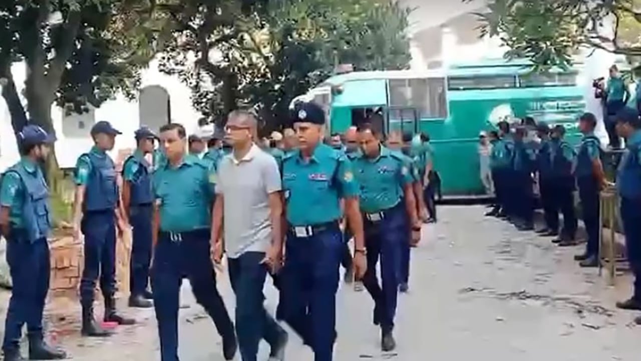 ১৫ সেনা কর্মকর্তাকে কারাগারে পাঠানোর নির্দেশ ট্রাইব্যুনালের