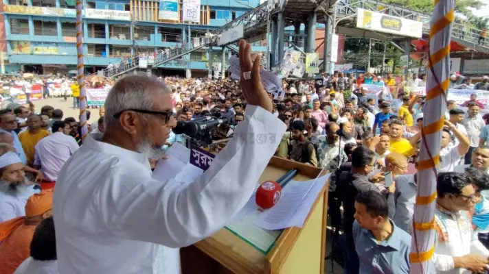 সিলেটে ১ ঘন্টার ‘ডেডলক’ করে ১৫ দিনের আলটিমেটাম