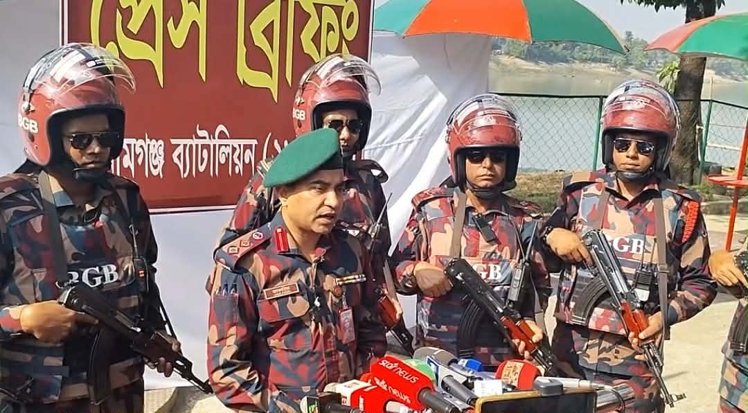 সুনামগঞ্জের তাহিরপুর সীমান্ত থেকে ২৪টি ইলেকট্রিক বিস্ফোরক ডেটোনেটর উদ্ধার