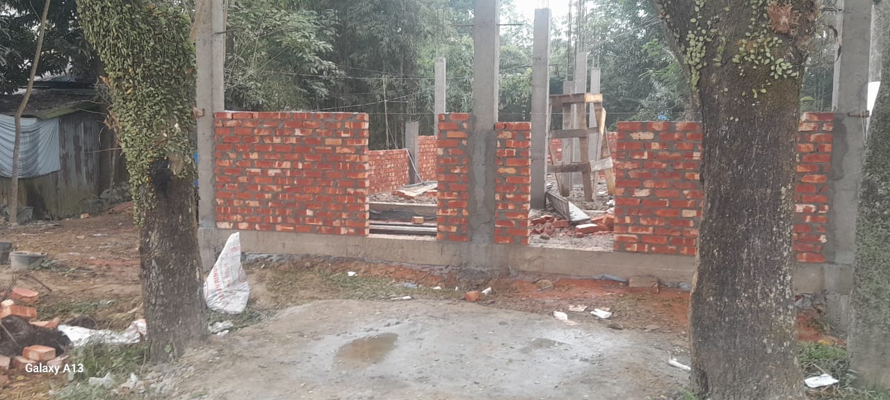 জগন্নাথপুরে লিয়াকত আলীর বিরুদ্ধে  প্রবাসীর জায়গায় দালান ঘর নির্মাণ করার অভিযোগ