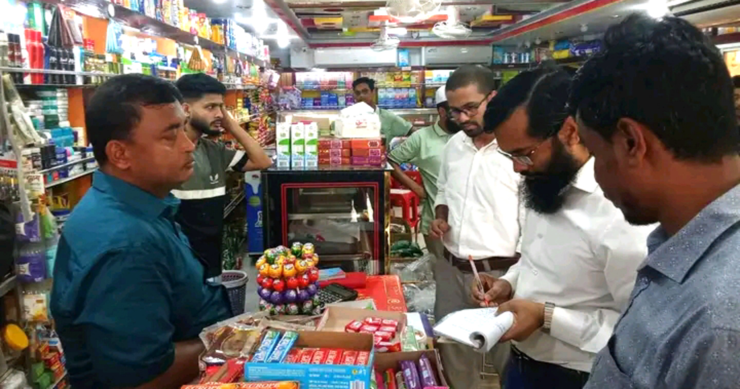 জগন্নাথপুরে বাজার মনিটরিং, ফাস্টফুড এর দোকানে অর্থ দন্ড 