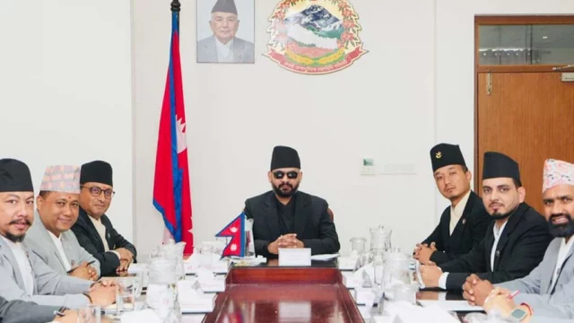 নেপালে ছাত্ররাজনীতি নিষিদ্ধ, পঞ্চম শ্রেণি পর্যন্ত থাকছে না পরীক্ষা