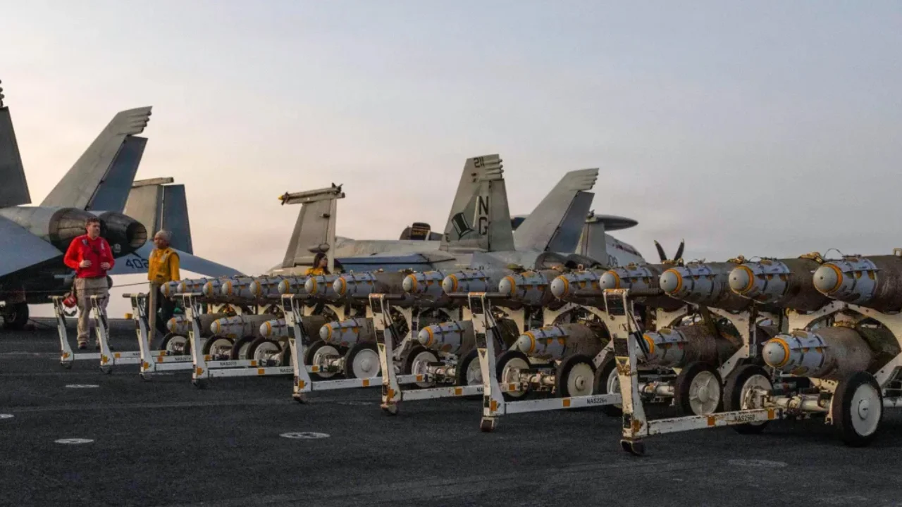 যুক্তরাষ্ট্রের অস্ত্রভাণ্ডারের মজুত তলানিতে|| ফ্যাক্ট ইরান যুদ্ধ