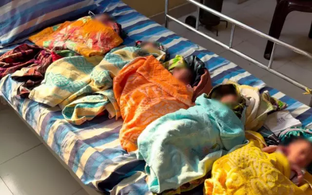 গাজীপুরে এক সাথে ৫ সন্তানের জন্ম , সুস্থ অবস্থায় সন্তানদের নিয়ে বাড়ী ফিরলেন মা