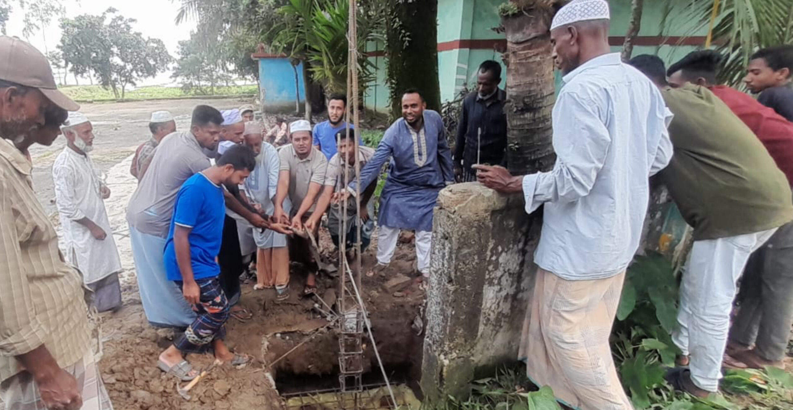 জগন্নাথপুরে “শ্রীধরপাশা শাহী ঈদগাহ” এর নির্মাণ কাজের শুভ উদ্বোধন