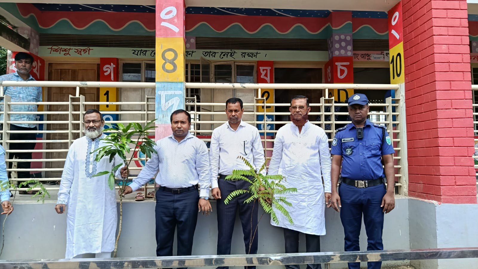 জাতীয় প্রাথমিক শিক্ষা পদক-২০২৬ উপলক্ষে দিরাইয়ে বৃক্ষরোপণ কর্মসূচির উদ্বোধন