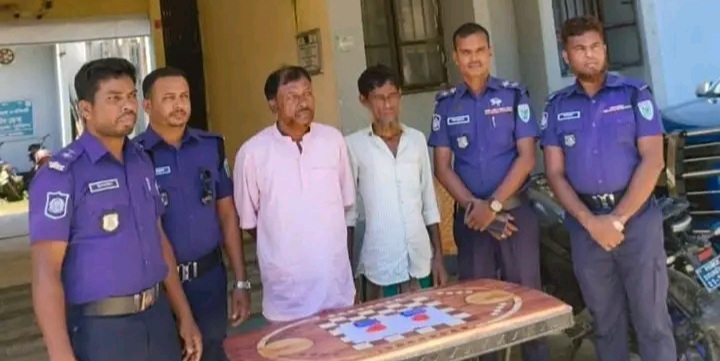 দিরাইয়ে ৪০০ পিস ইয়াবাসহ দুই মাদক ব্যবসায়ী গ্রেফতার