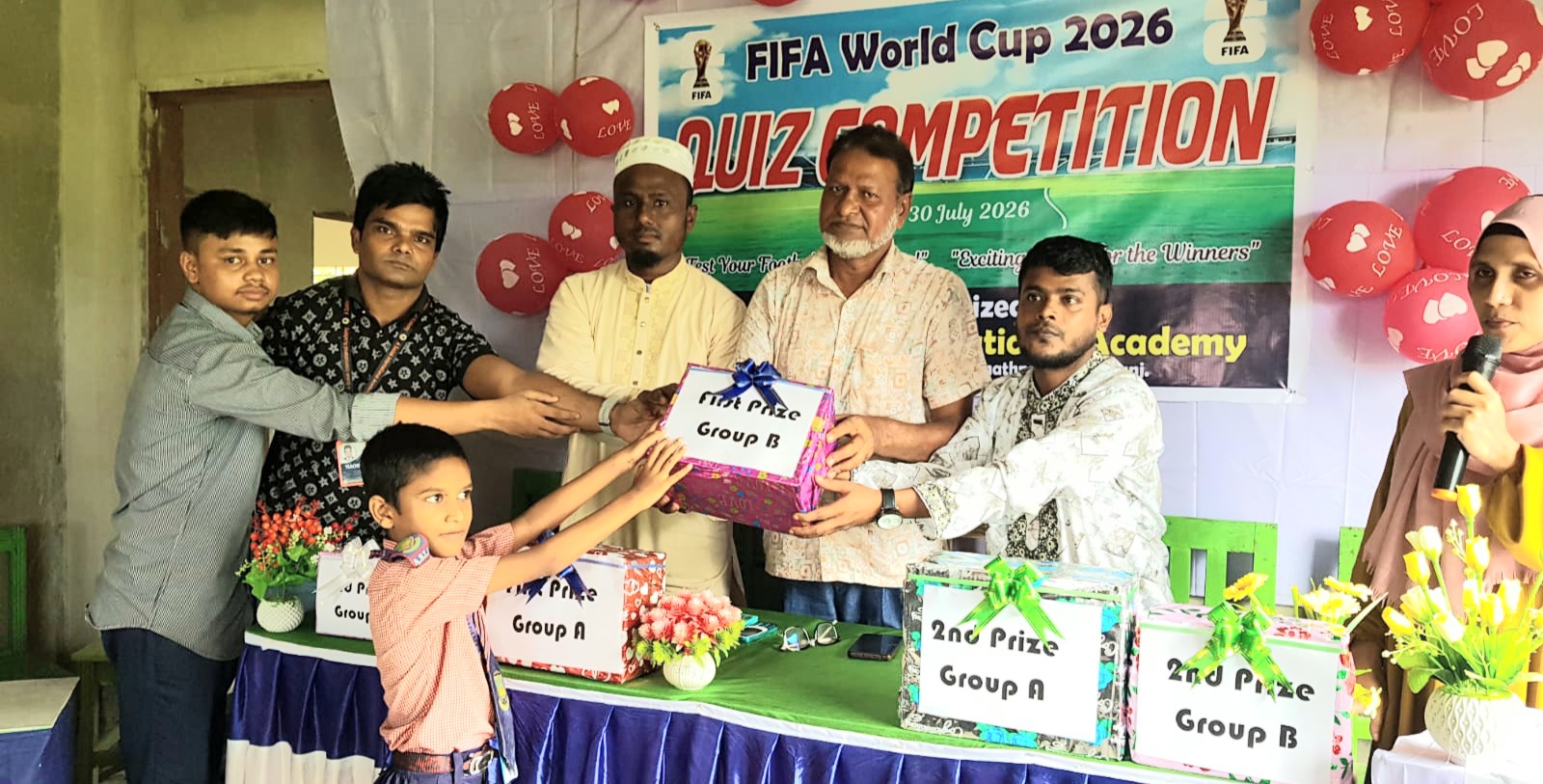 এ সাদেক ইন্টারন্যাশনাল একাডেমিতে বিশ্বকাপ ফুটবল বিষয়ক কুইজ প্রতিযোগিতা অনুষ্ঠিত
