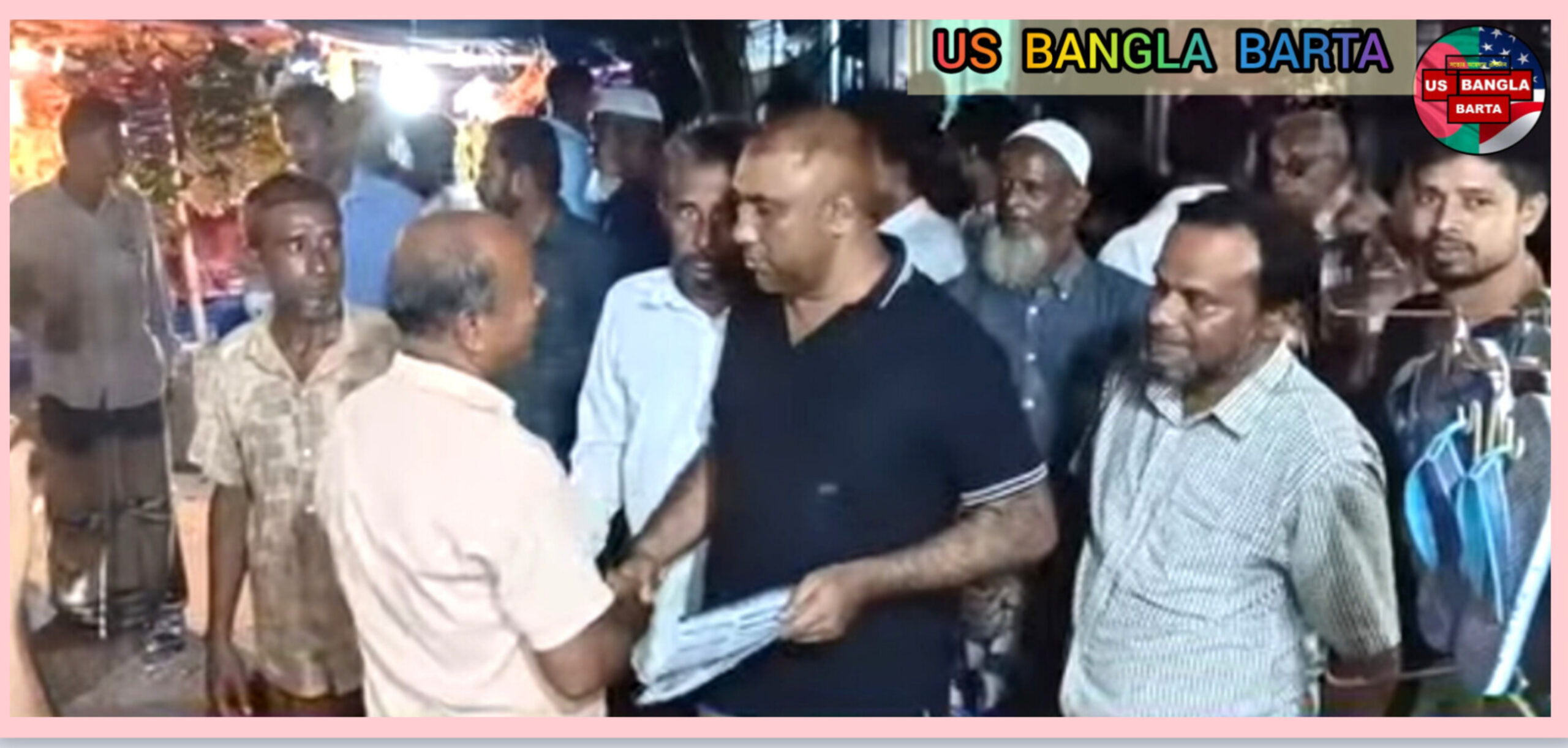 ১নং কলকলিয়া ইউপি নির্বাচনে চেয়ারম্যান প্রার্থী জবেদ কোরেশি জনসংযোগ ও লিফলেট বিতরণ করছেন