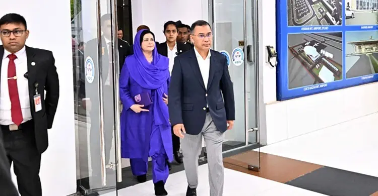 দেশে ফিরেছেন প্রধানমন্ত্রী তারেক রহমান